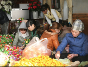 Làng nghề hoa lụa Báo Đáp