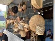 Làng nghề mây tre đan Nà Tầu