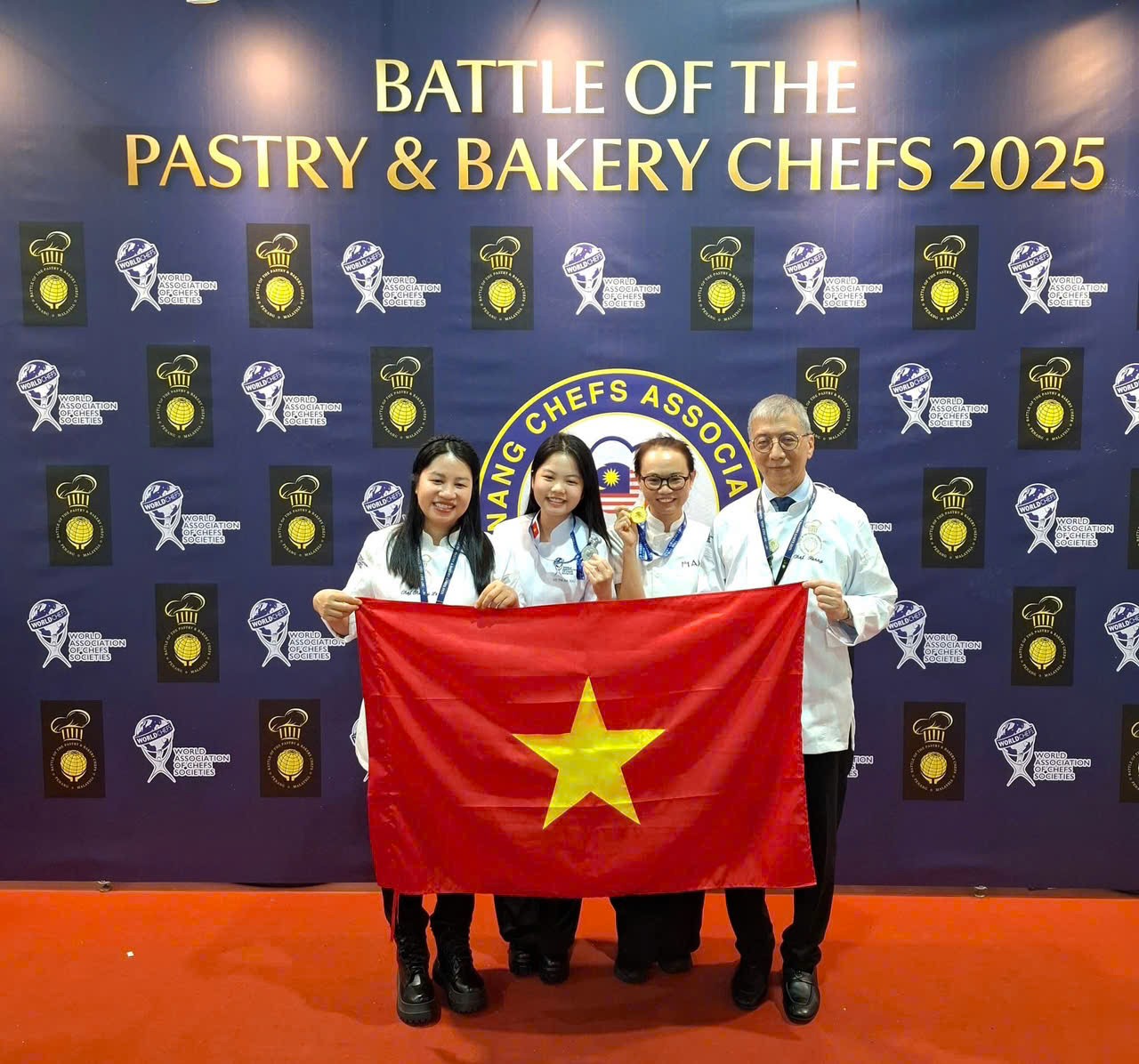 Tự hào màu cờ sắc áo Việt Nam tại sự kiện